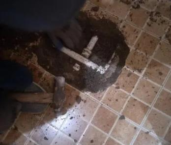 遵义市卫生间漏水维修公司为您分享下卫生间渗水如何处理及注意事项